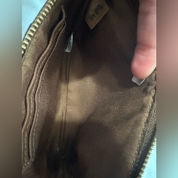 Coach wristlet - Picture 3 of 3